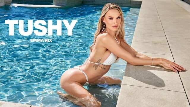 Страстная блондинка испытала двойное удовольствие во время МЖМ траха...